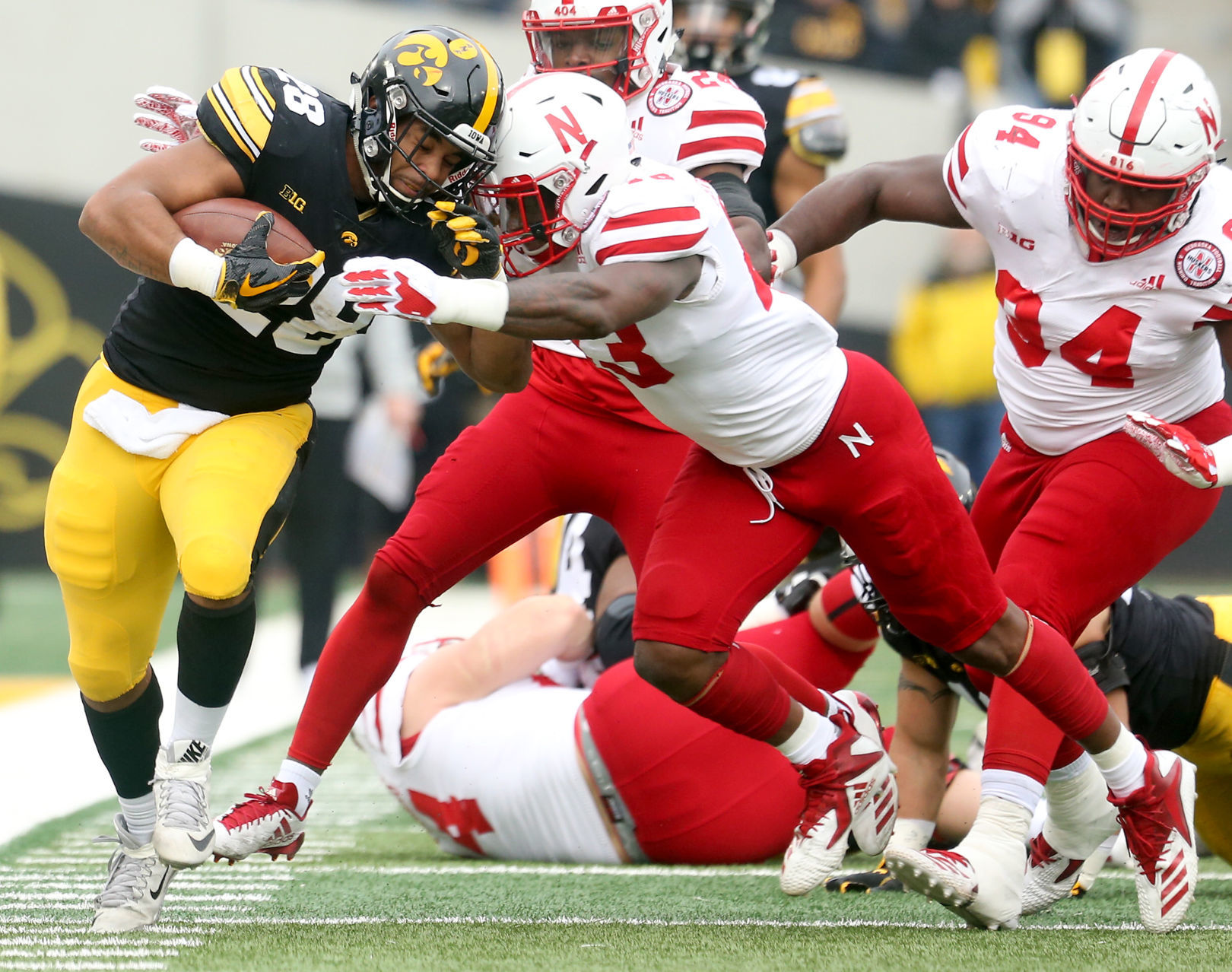 112318-Iowa-Football-005